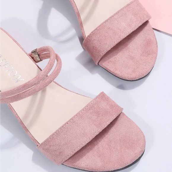 SHEIN Shoes - Brand: SHEIN, Size: 37 (6.5), Color: Pink